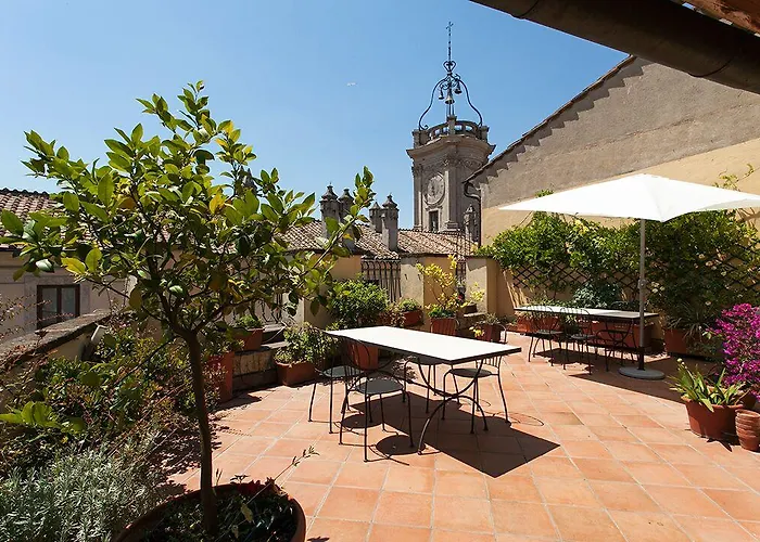 Clock Terrace House * Rome